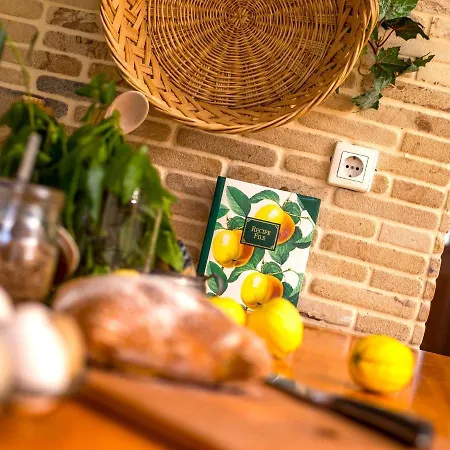 Appartement Attractive In Koskinou With Garden *